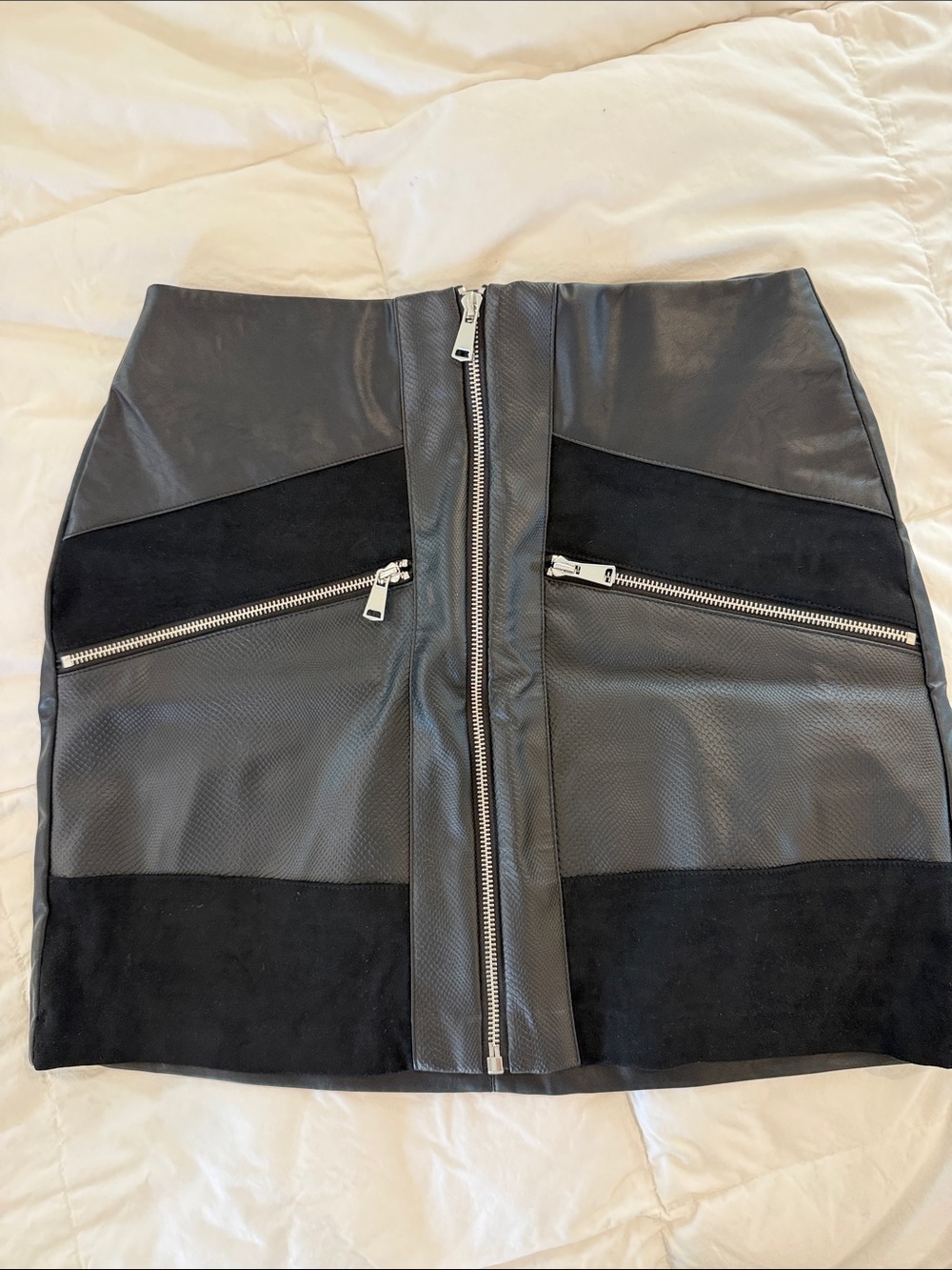 Bar III Black Mixed-Material Mini Skirt with Silver Zipper